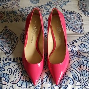 Rock and Republic pink heels